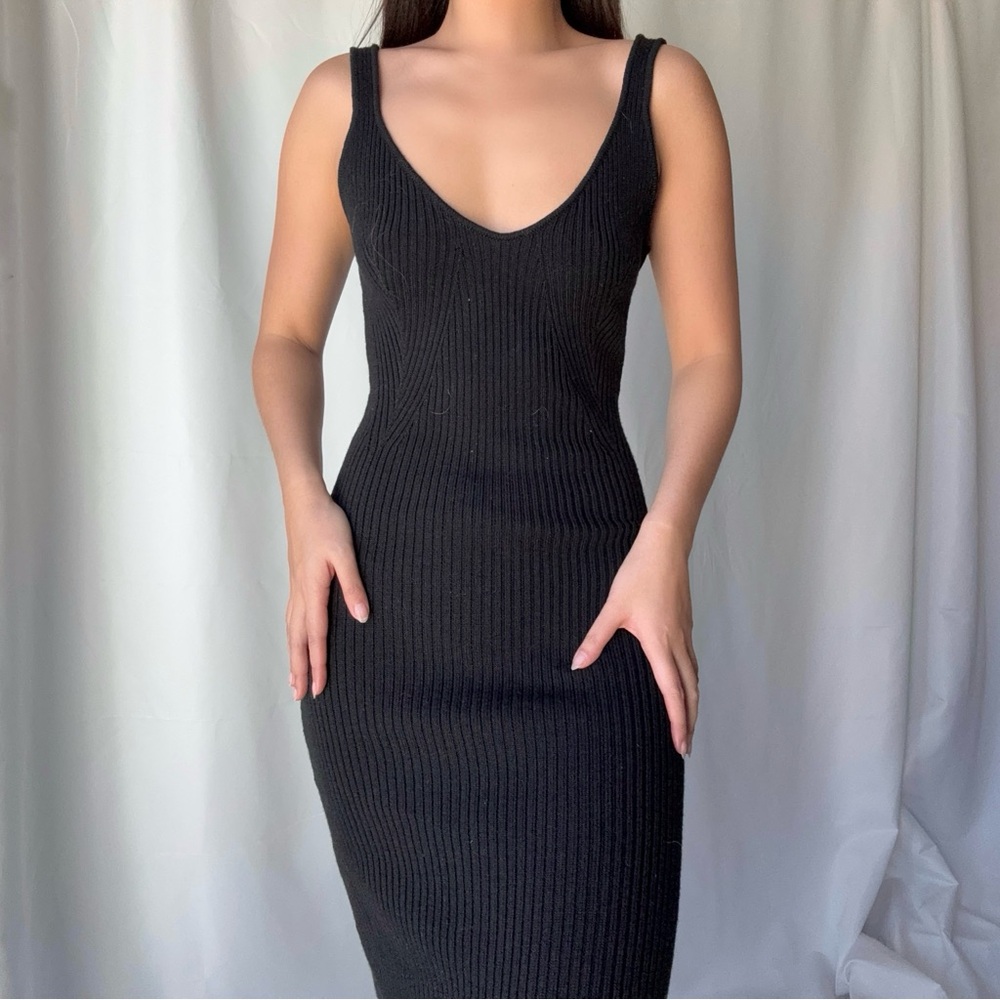 Her The Label Black Ribbed Wool Midi Dress View 2